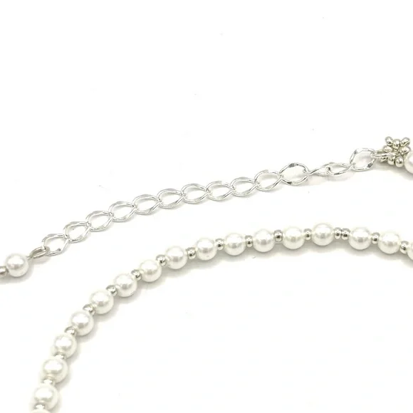 Hand Crafted Pearl Cluster Necklace with Silver Accents - Picture 5 of 11